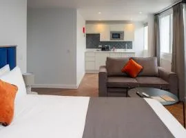 Station Suites Aparthotel