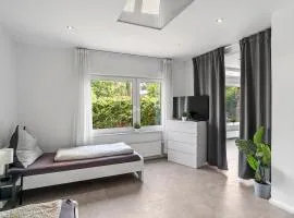 RU01 Wohnung mit Terrasse!