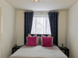 Chota Gher Apartment，位于利物浦约翰·列侬机场 - LPL附近的酒店