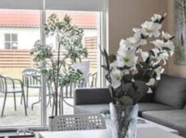 Bøtøstrand ferielejlighed 6，位于博托比的酒店