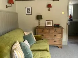 Characterful Southwell Town Centre Cottage