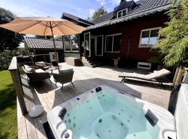 Stylish Villa, Terrace & Garden，位于永比的酒店