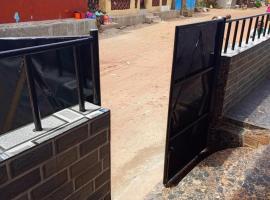 Sweetie's Lodge，位于蒙罗维亚的酒店