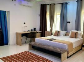 Bekouvi Smart Suite - City & Sea，位于科托努的酒店