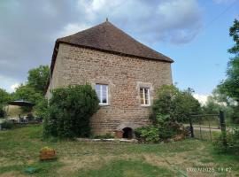 Longère à la ferme aux portes du Morvan，位于Magny-Lormes的酒店