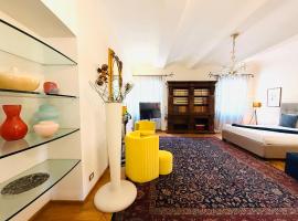 ComeCasa No ZTL Alfieri Urban Stay，位于阿斯蒂的酒店