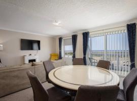 The Beachcomber - seafront, free parking, free wifi，位于克利夫利斯的酒店