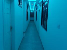 House One Hotel，位于Sunyani的酒店