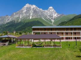 Hotel Baba Nikoloz，位于Mazeri的酒店