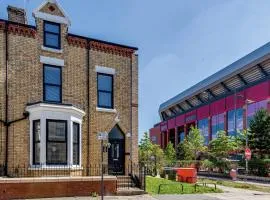 The Rockfield by Serene Stays Stylish 6BR near Anfield with Bar Parking Virgin Media and Fast WiFi