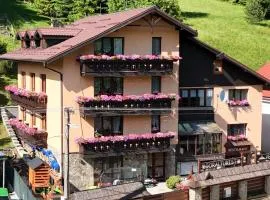 格拉特日斯特酒店