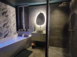 Évasion Sauvage Love Room