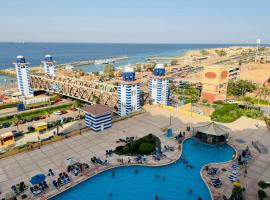 Apartments Porto sokhnaPyramids family，位于艾因苏赫纳的酒店
