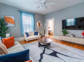 3BDR 2BA Downtown Salem with Parking，位于塞伦的酒店