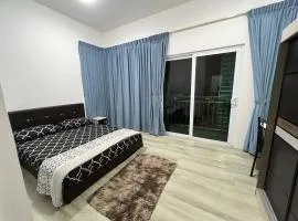 Homestay The Peak Condo