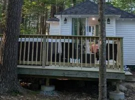 Hinckleys Dreamwood Cottages