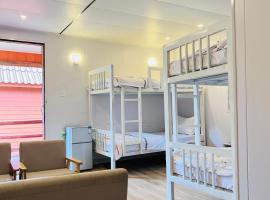 Sunshine Resort Hotel Coconut Beach Koh Rong，位于Kaôh Rŭng (2)的酒店