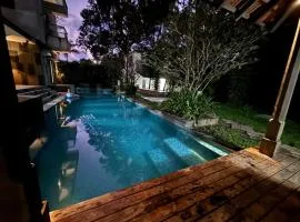 Verde Sol by Célara Aurum - 2BHK Villa with Pool, BBQ & Ice Bath