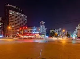 GME Hefei Qianshan North Road Phoenix City Hotel