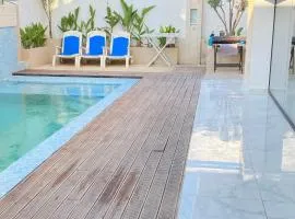 VILLA 200 Piscine