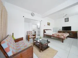 Cozy Studio - Panampilly Nagar