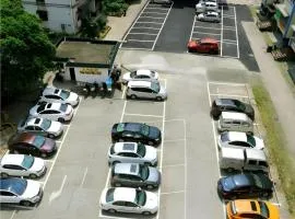 JTOUR Inn Guilin Two Rivers and Four Lakes Walmart