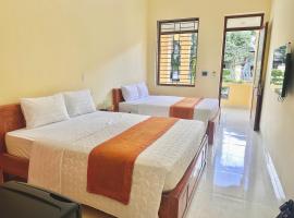 Loop Central Stay Tour & Motorbike Rental，位于河江的酒店