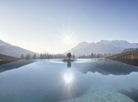 Carpe Solem Kaprun 4 star superior Hotel by ALPS RESORTS，位于卡普伦的酒店