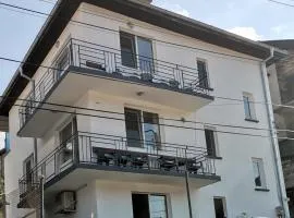 Къща за гости - Софи, гр. Девин