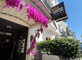 Regina Urban Beach Hotel，位于利多迪耶索罗的酒店