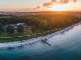 海瑟利特酒店，位于尼堡的带热水浴缸的酒店