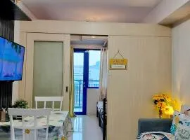CONDO Staycation Sea Residence MOA-Kharen