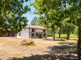 Petit Chantalaoude，位于Sabres的酒店