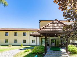 Hotel Sobieszewo，位于格但斯克的酒店