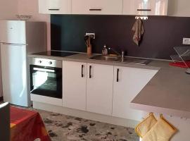 Maison 4 voyageurs proche circuit Mirecourt，位于Domvallier的酒店