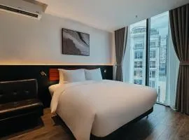 The Signature Hotel Saigon