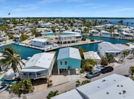 Serenity Now Oceanfront Haven For Fishing Boating，位于Cudjoe Key的酒店