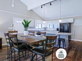 Pawnee 2 - Newly Renovated Duplex