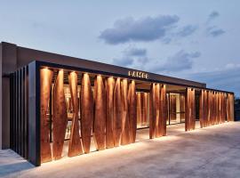 La Mer Resort Spa Crete，位于耶奥伊乌波利斯的带停车场的酒店
