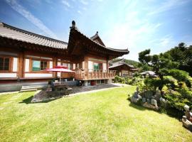wandoyeulrimhanogpensyeon，位于Wando的酒店