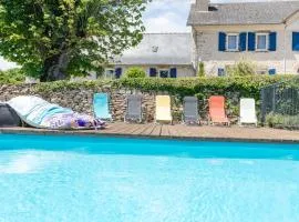 Gîte Jean Montet, piscine chauffée partagée, Wifi, salle de jeux, animaux de la ferme