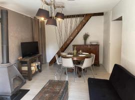 Gîte champêtre à Besson avec charme authentique - FR-1-489-348，位于Besson的酒店