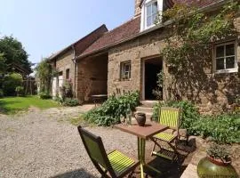 Maison historique arborée avec jardin et étang privés, idéale pour un couple - FR-1-497-135