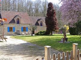 Gîte familial en pleine nature avec équipement complet, idéal pour amateurs de chevaux et balades เสfɔ - FR-1-497-144，位于Les Ventes-de-Bourse的酒店