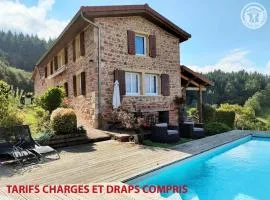 Maison de campagne avec piscine, spa et jeux extérieurs dans le Haut Beaujolais - FR-1-496-247