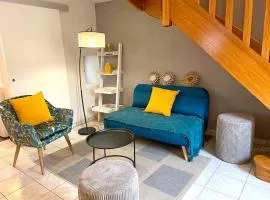 Gîte cosy avec spa, grand jardin, proche de la rivière Sioule - idéal pour famille et relaxation - FR-1-489-342