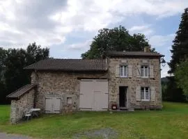 Charmante Fermette avec Jardin, Proche Randonnées et Ski, à Lavoine - FR-1-489-136