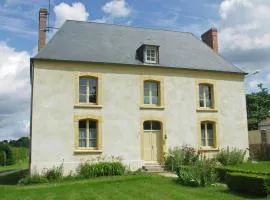 Ancien presbytère restauré avec jardin et WIFI à La Gonfrière - FR-1-497-78