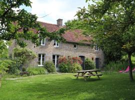 Maison Normande : 4 Chambres, Jardin, Activités, Tout Inclus! - FR-1-497-121，位于La Sauvagère的酒店