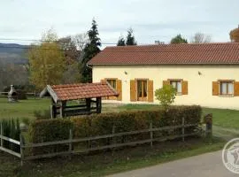 Gîte convivial avec jardin, cheminée et animaux acceptés près de Roanne - FR-1-496-93
